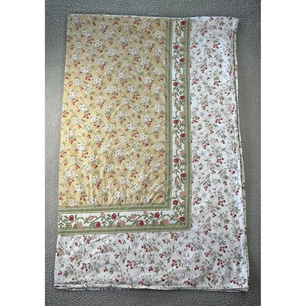 Williams Sonoma Cherry Blossom Tablecloth 65 x 100